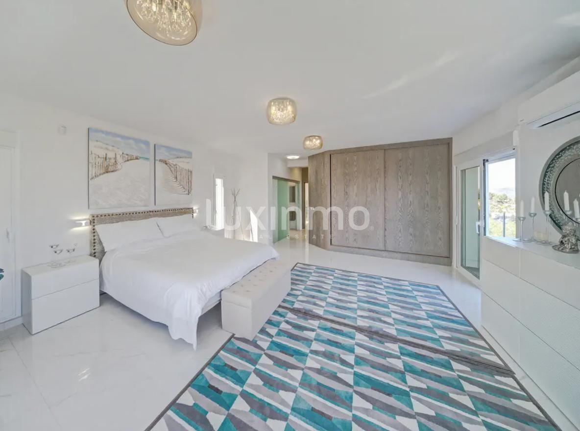 Chalet for Sale in Calpe