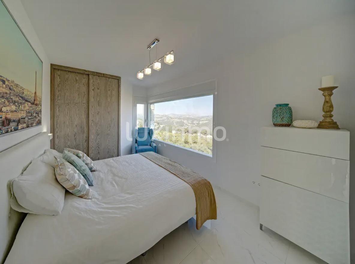 Chalet for Sale in Calpe