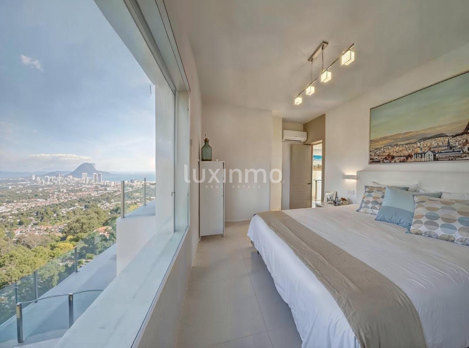 Chalet for Sale in Calpe