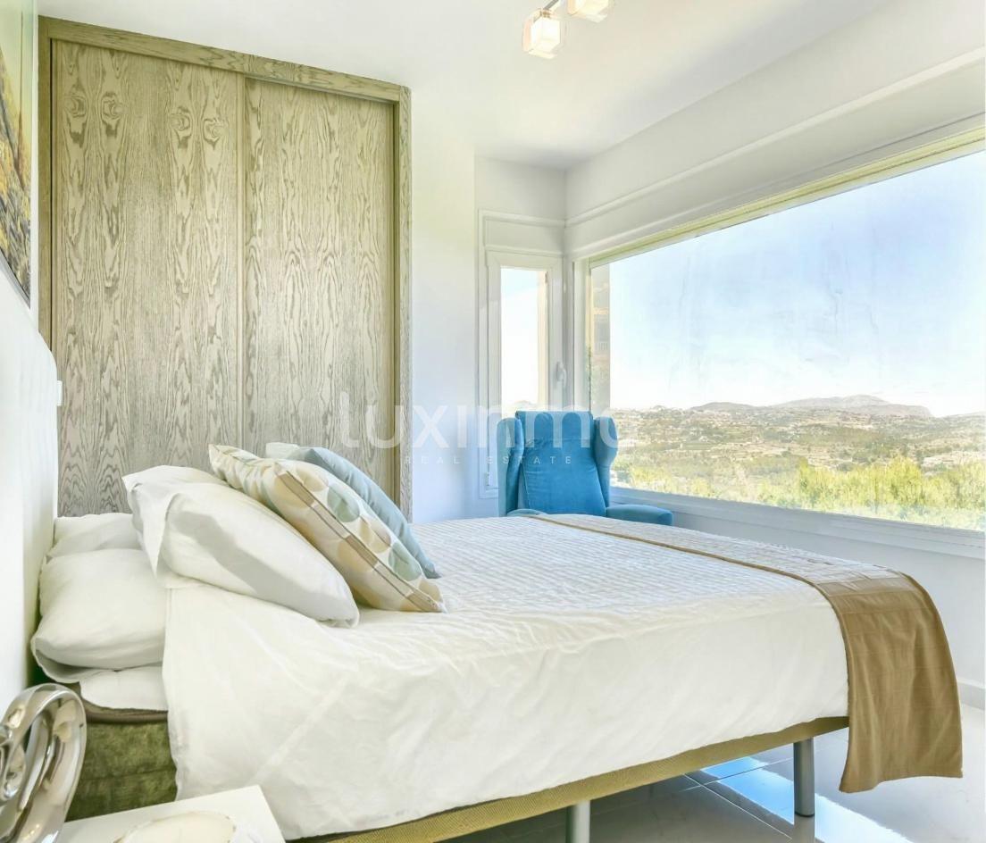Chalet for Sale in Calpe