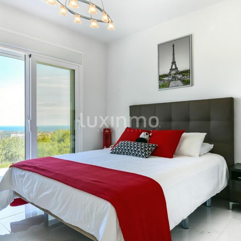 Chalet for Sale in Calpe