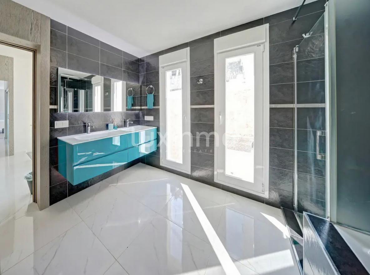 Chalet for Sale in Calpe