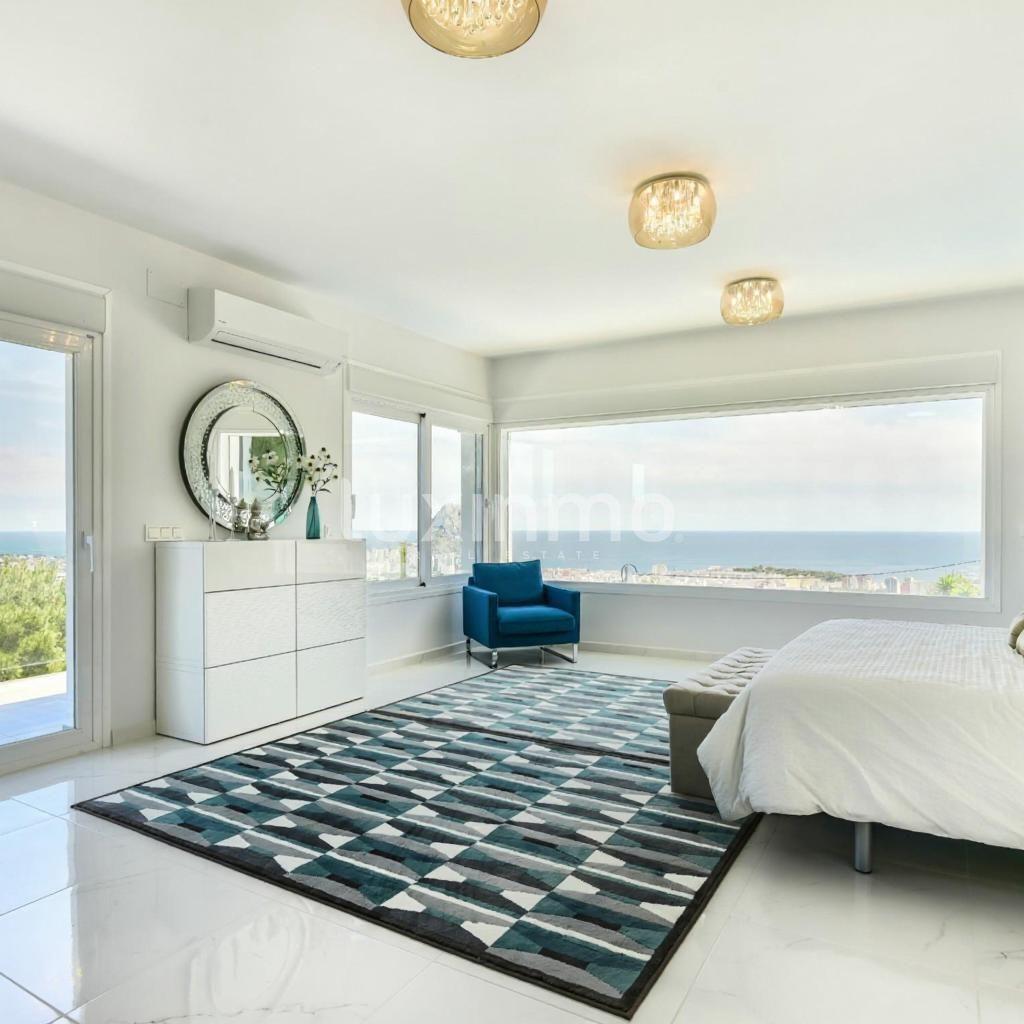 Chalet for Sale in Calpe
