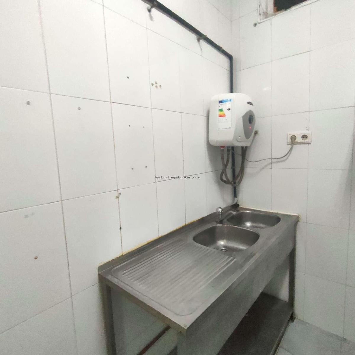 Premise for Sale in Benalmádena