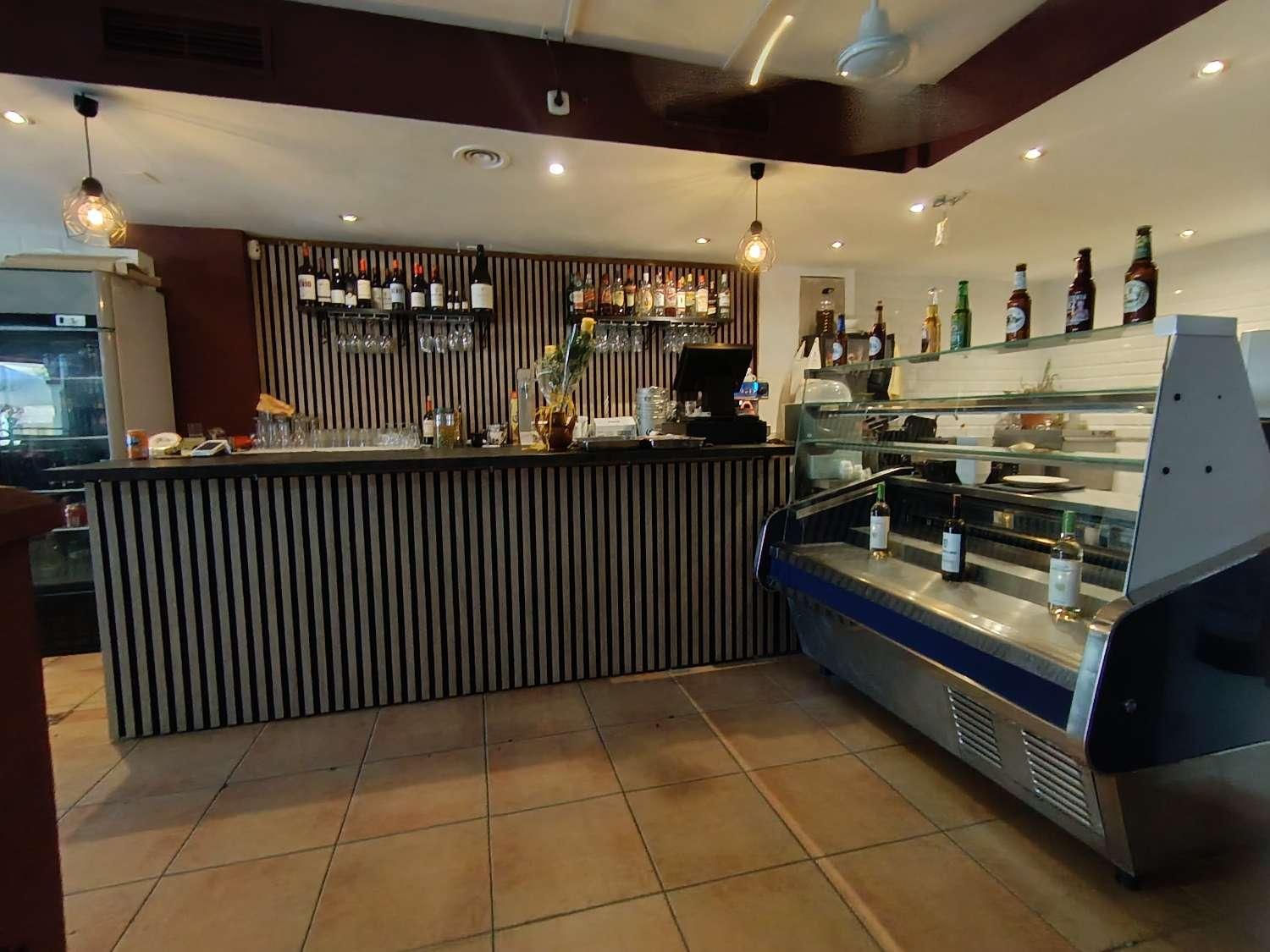 Premise for Rent in Benalmádena