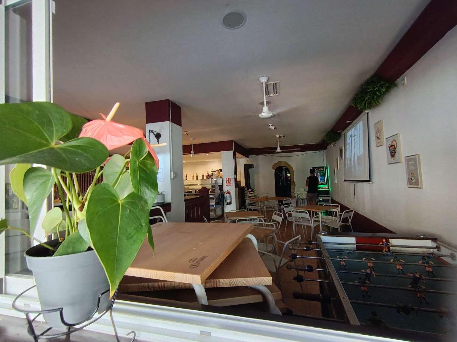 Premise for Rent in Benalmádena