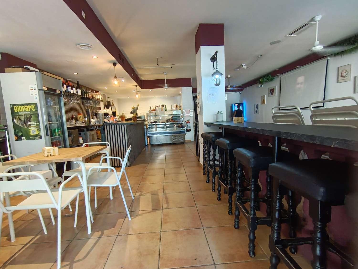 Premise for Rent in Benalmádena