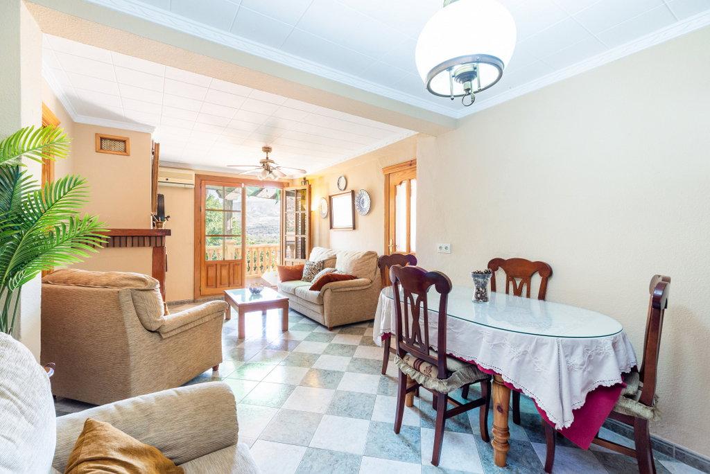 House for Sale in Lecrín