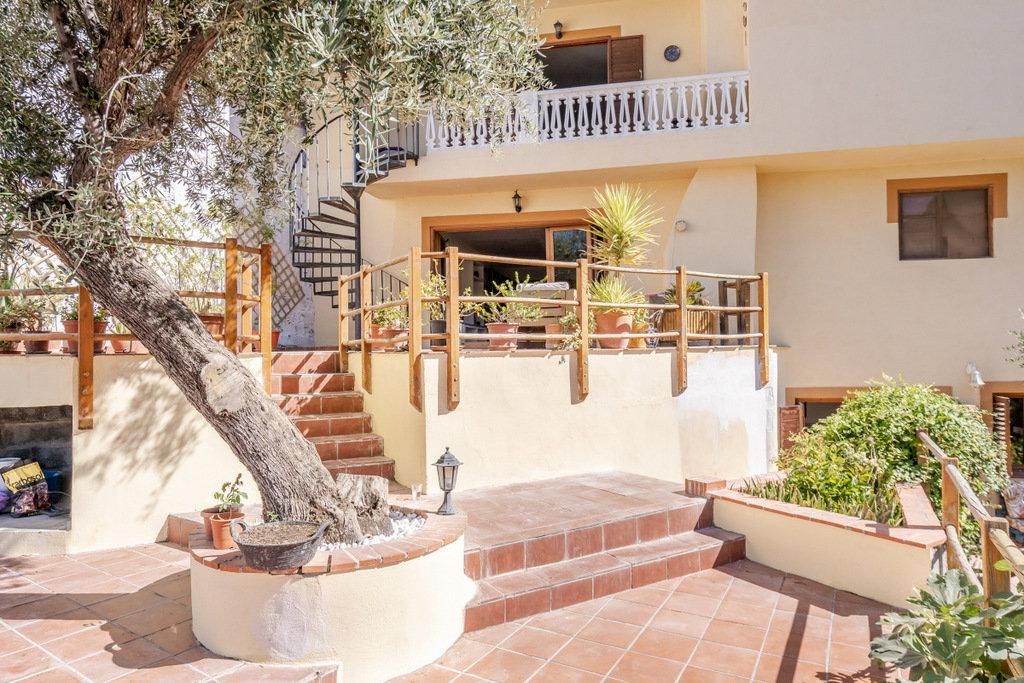 Villa for Sale in Nigüelas