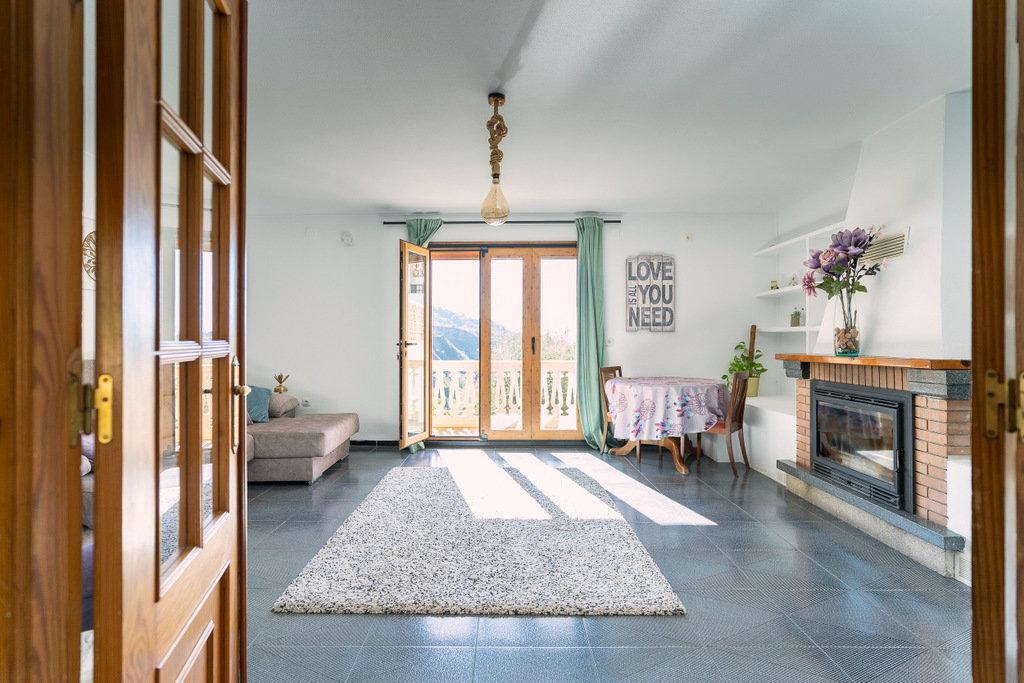 Villa for Sale in Nigüelas