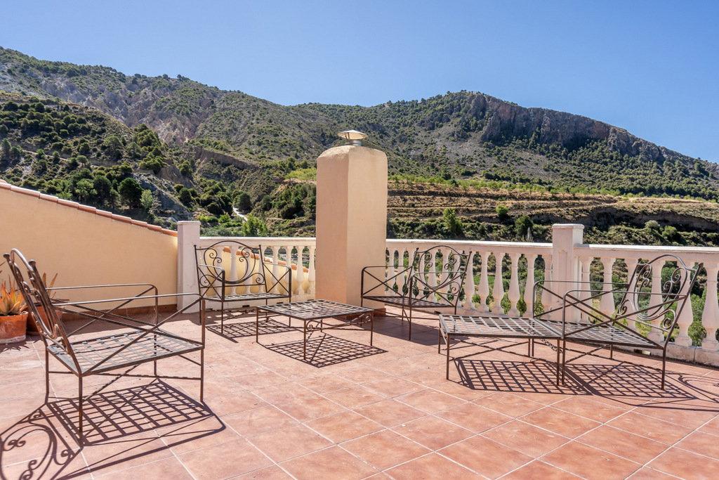 Villa for Sale in Nigüelas