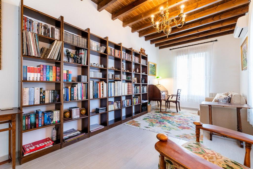 House for Sale in Lecrín