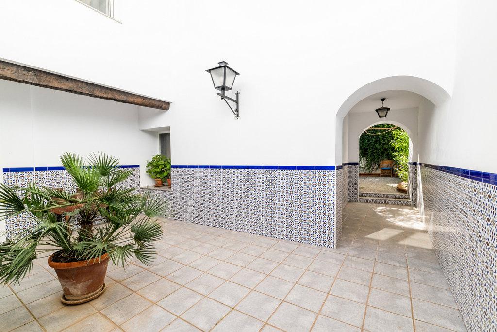 House for Sale in Lecrín