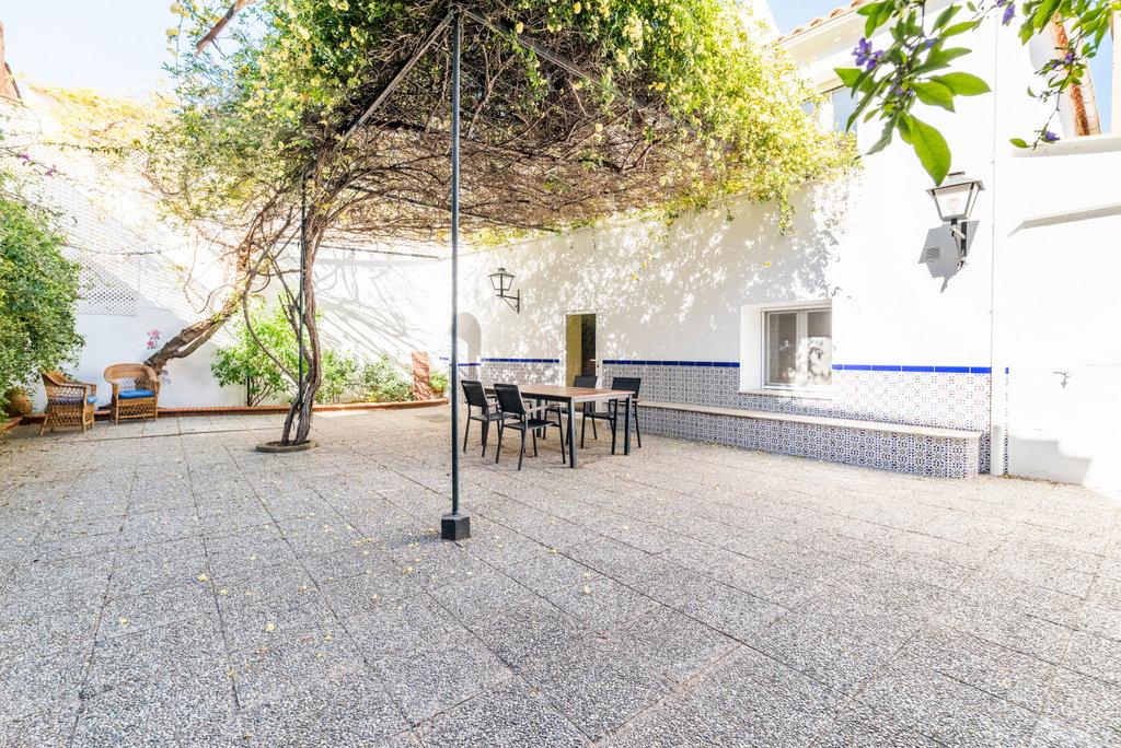 House for Sale in Lecrín