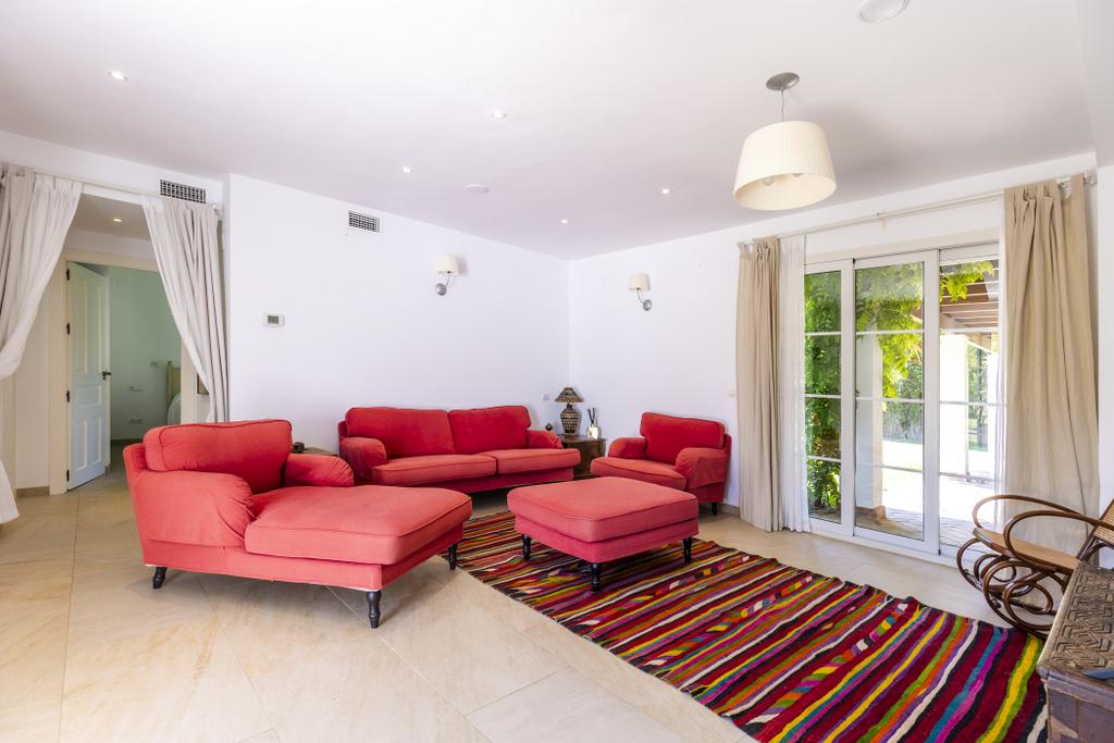 Villa for Sale in El Valle