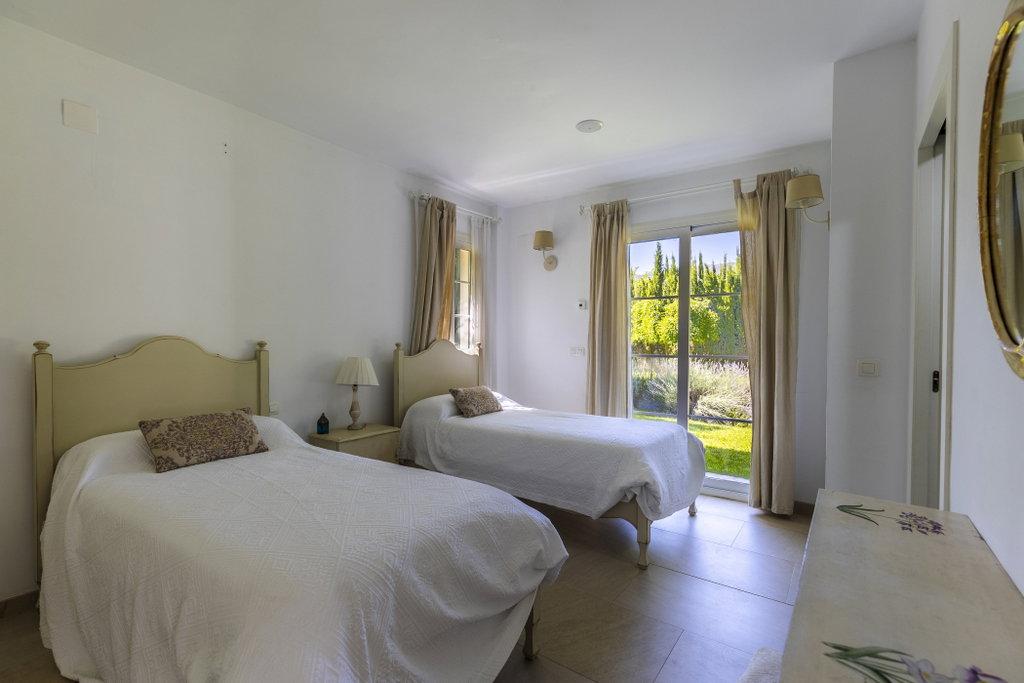 Villa for Sale in El Valle