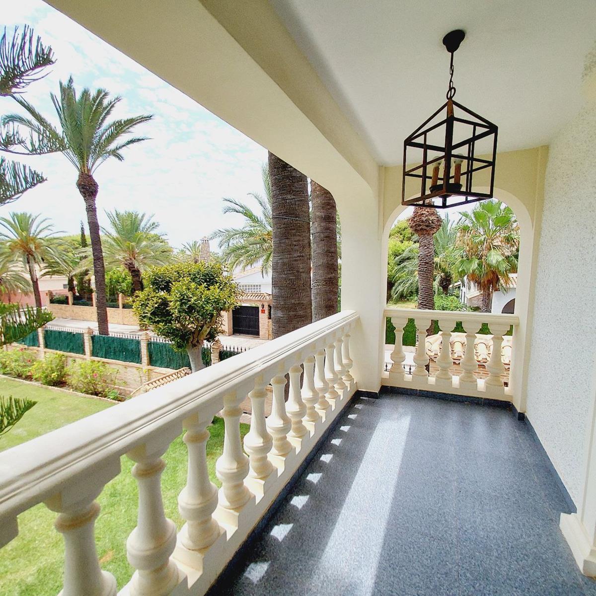 Chalet en Venta en Orihuela
