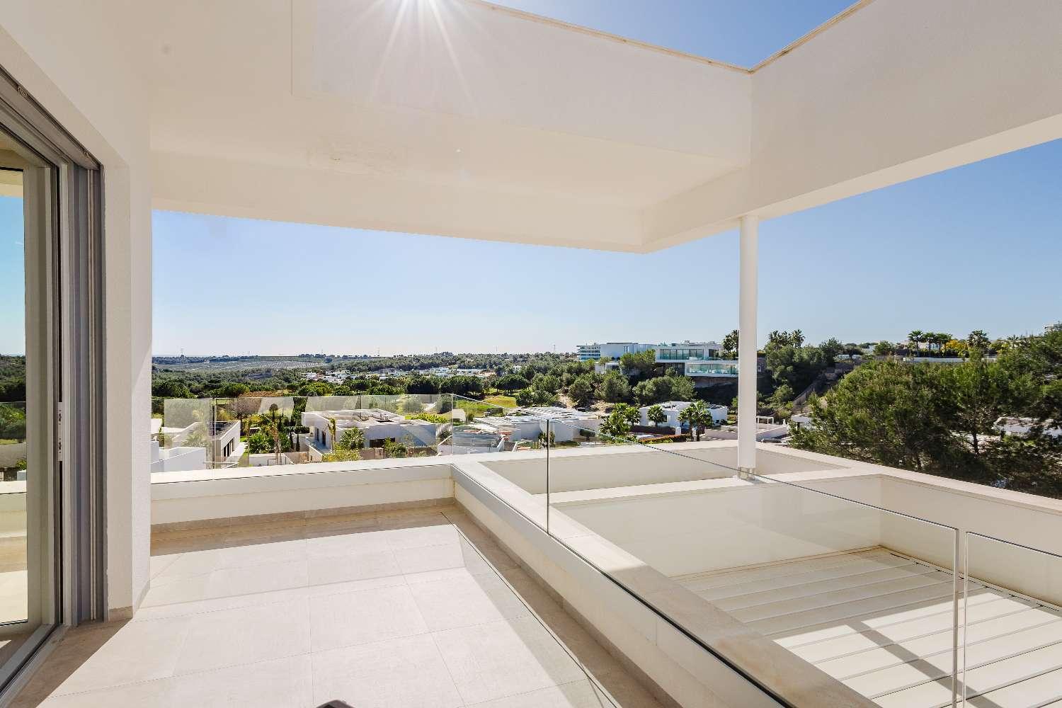 Villa en Venta en Orihuela