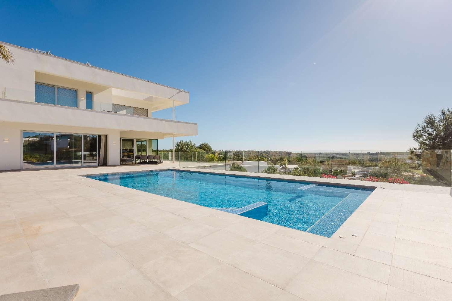 Villa en Venta en Orihuela