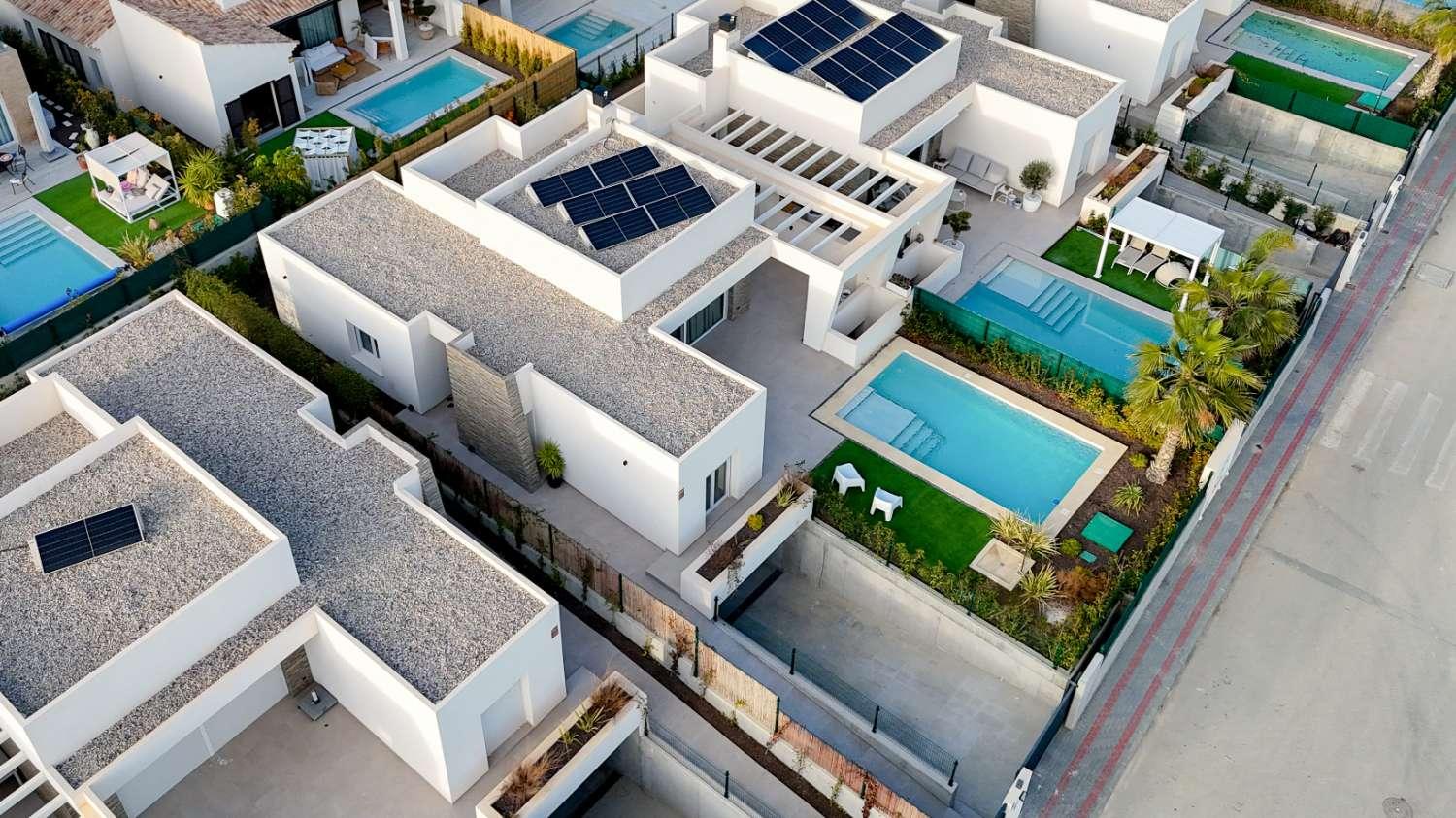 Villa en Venta en Algorfa