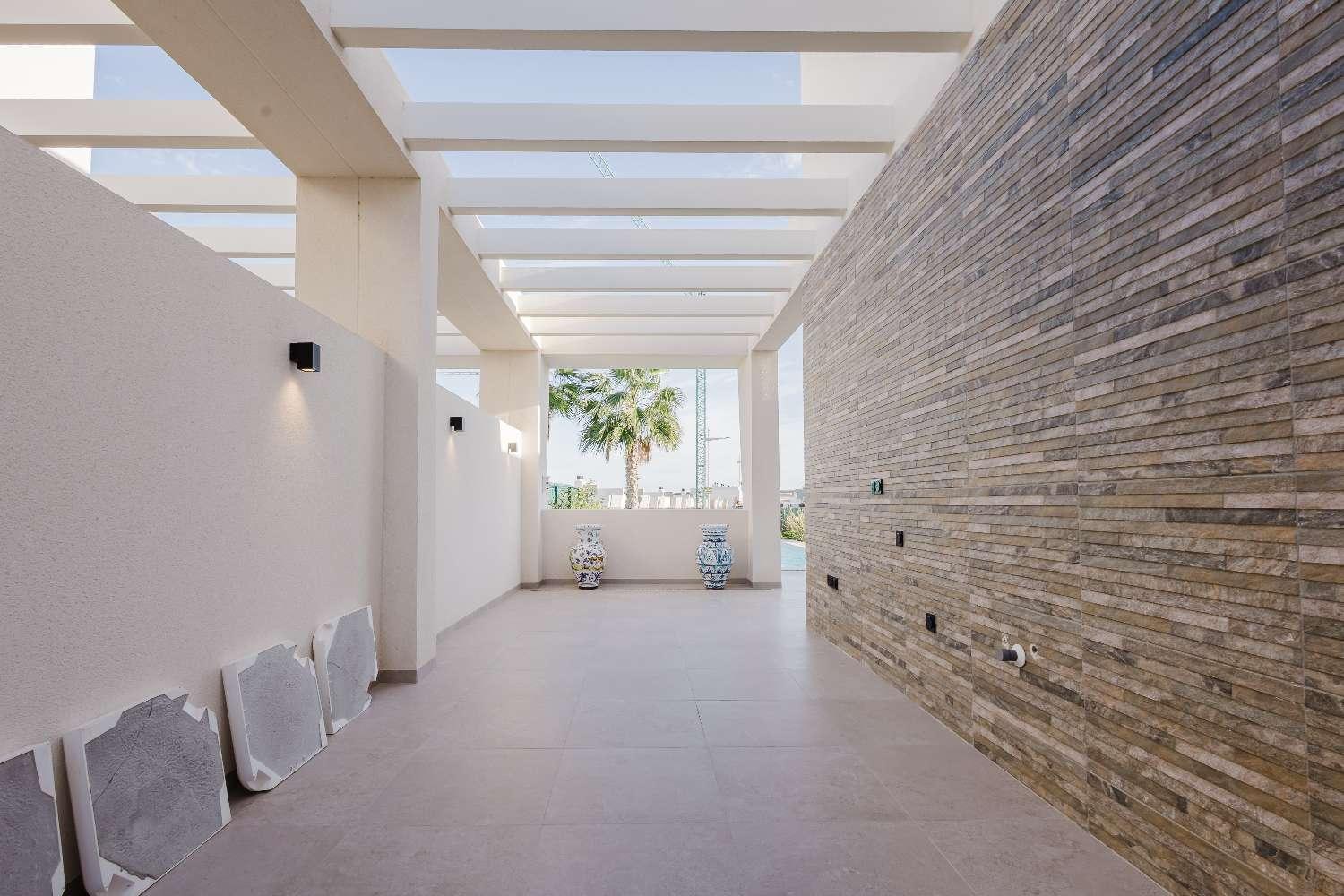 Villa en Venta en Algorfa