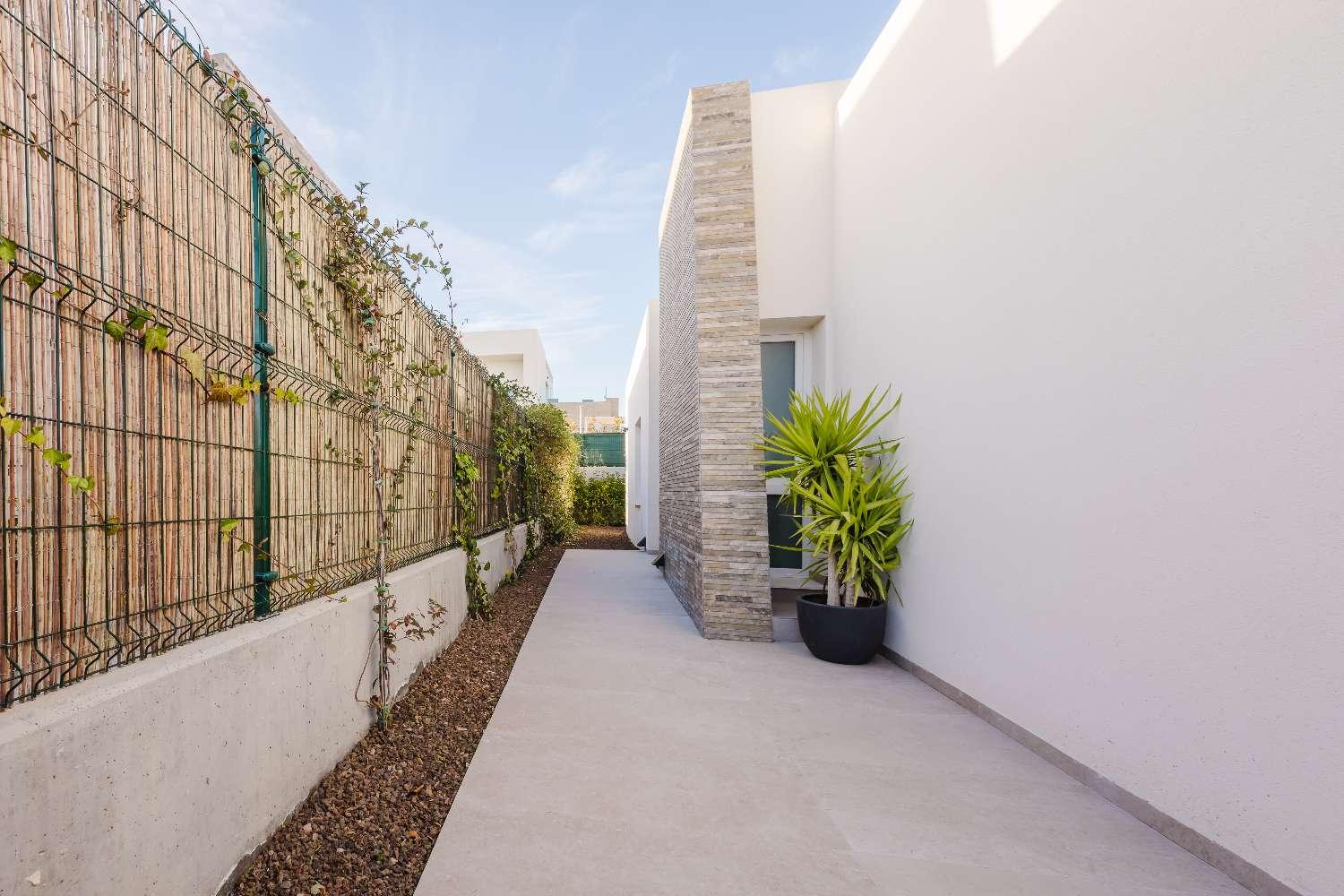 Villa en Venta en Algorfa