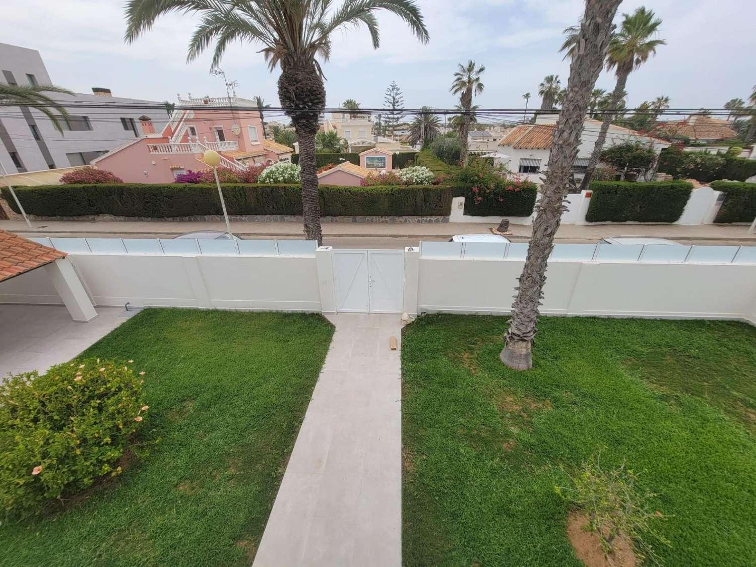 Villa en Venta en Orihuela