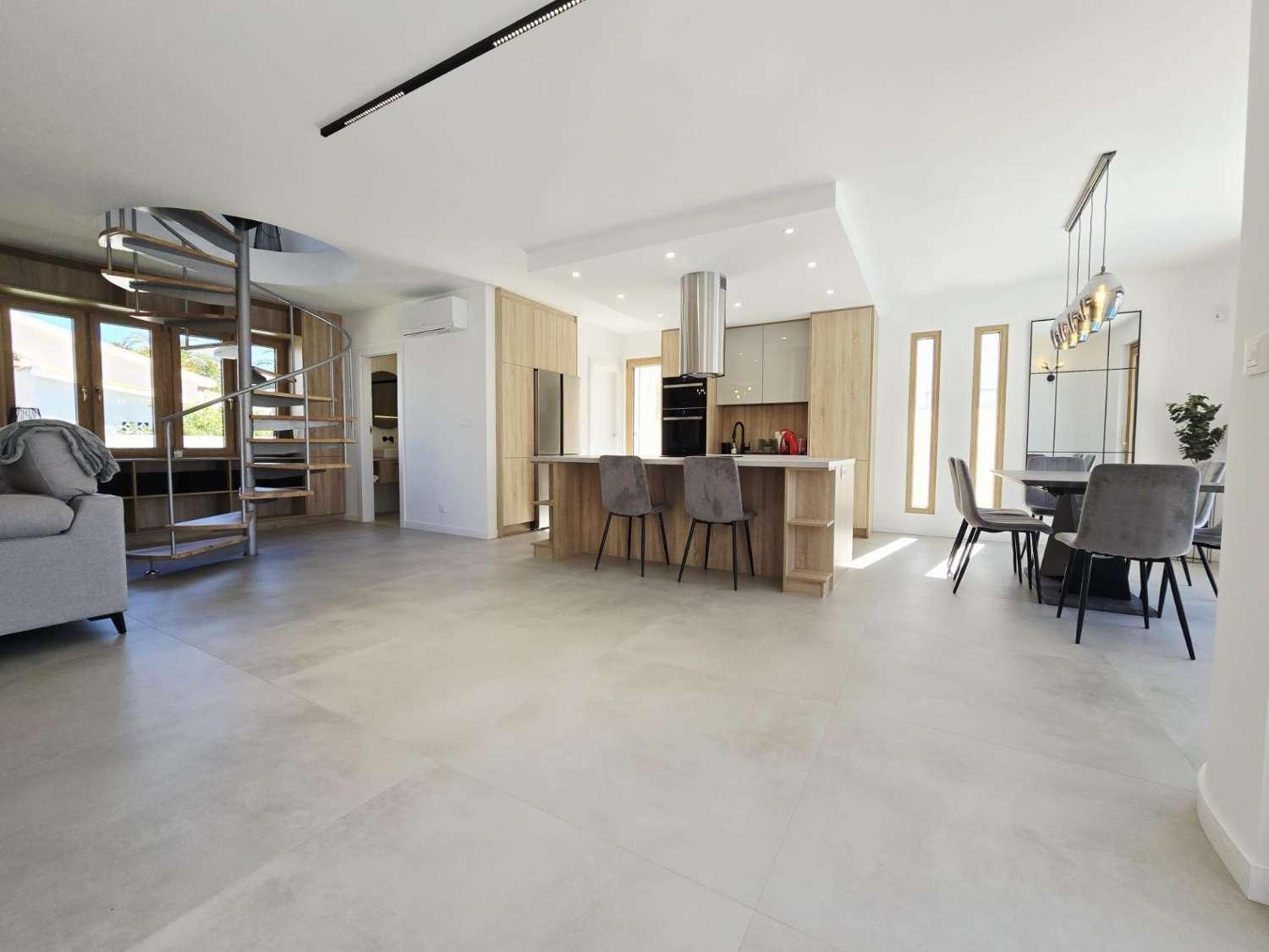 Villa en Venta en Orihuela