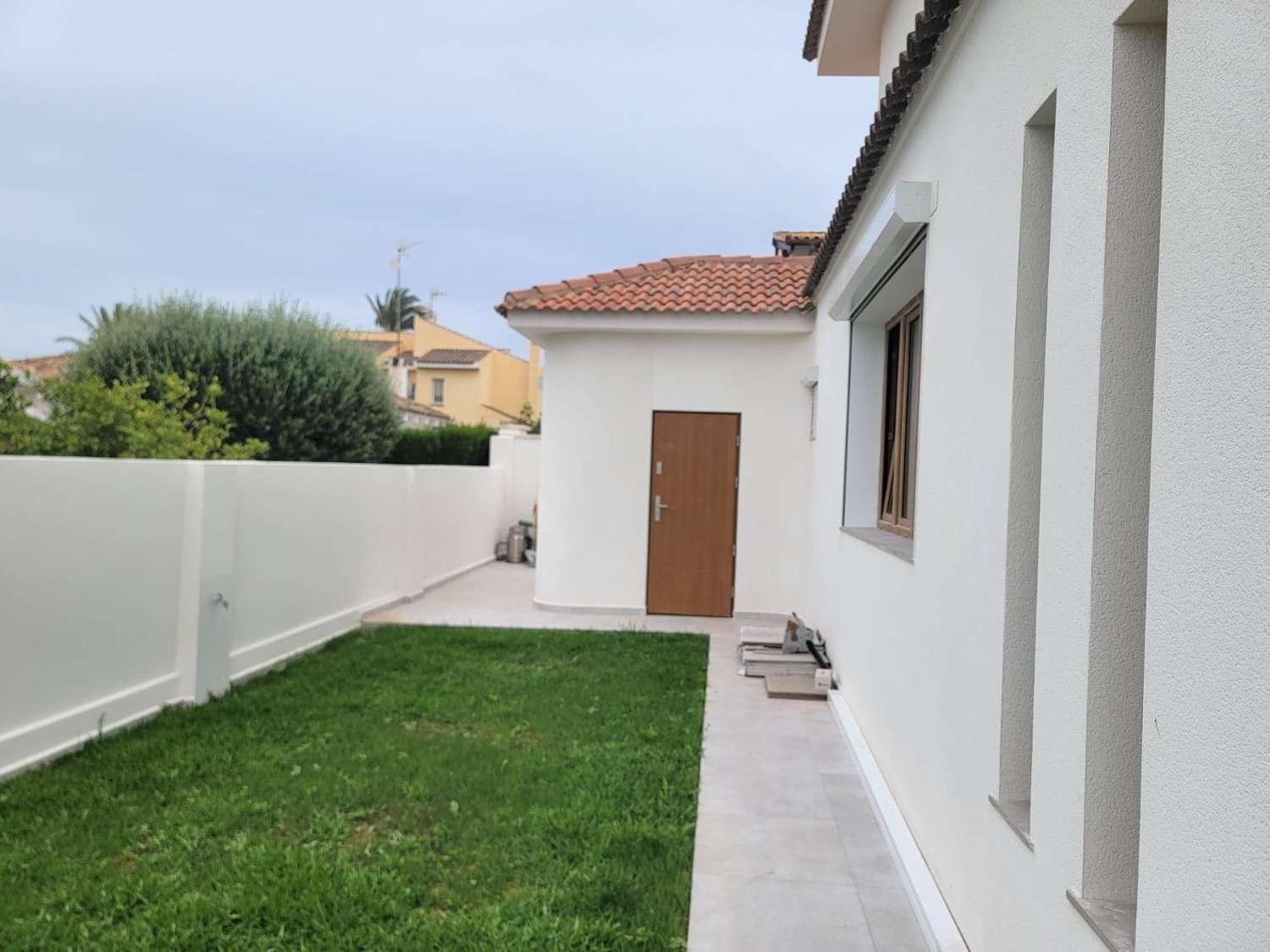 Villa en Venta en Orihuela