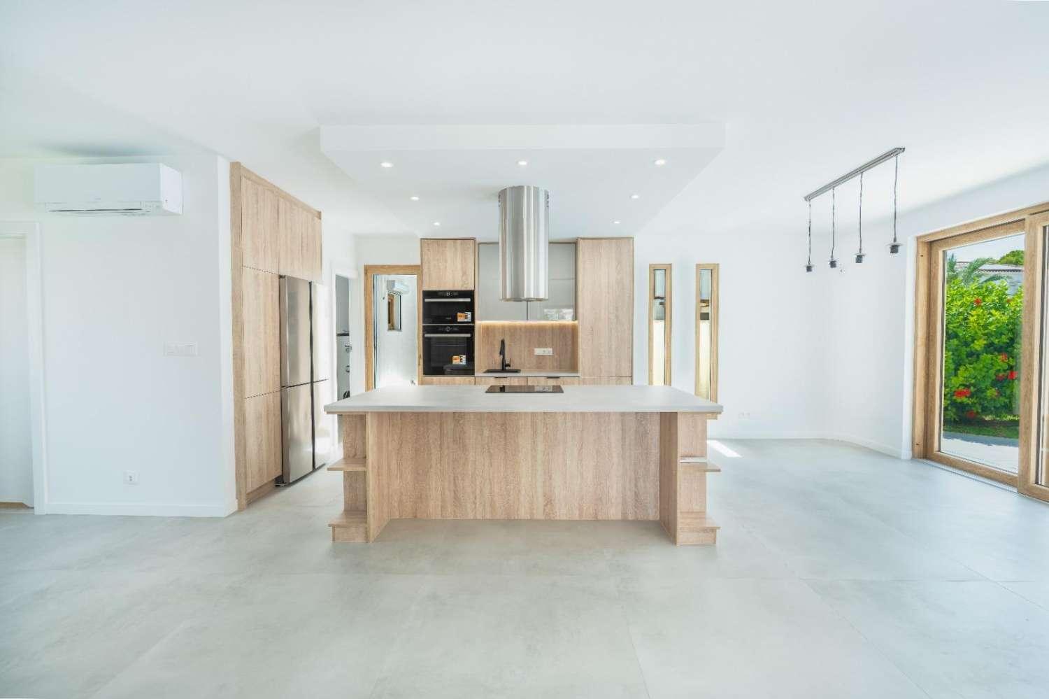 Villa en Venta en Orihuela