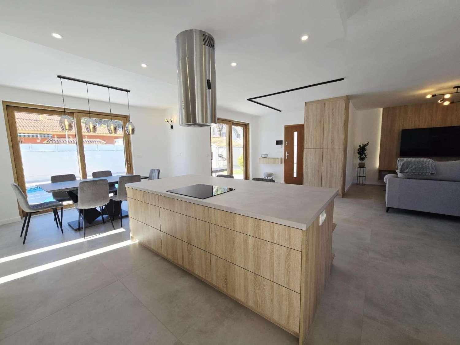 Villa en Venta en Orihuela