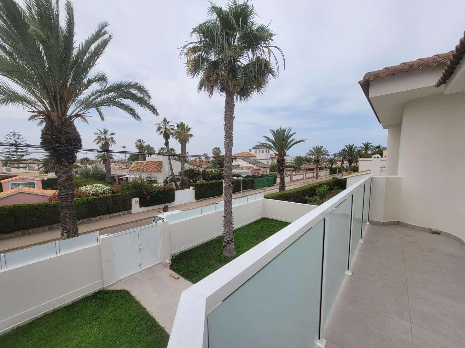 Villa en Venta en Orihuela