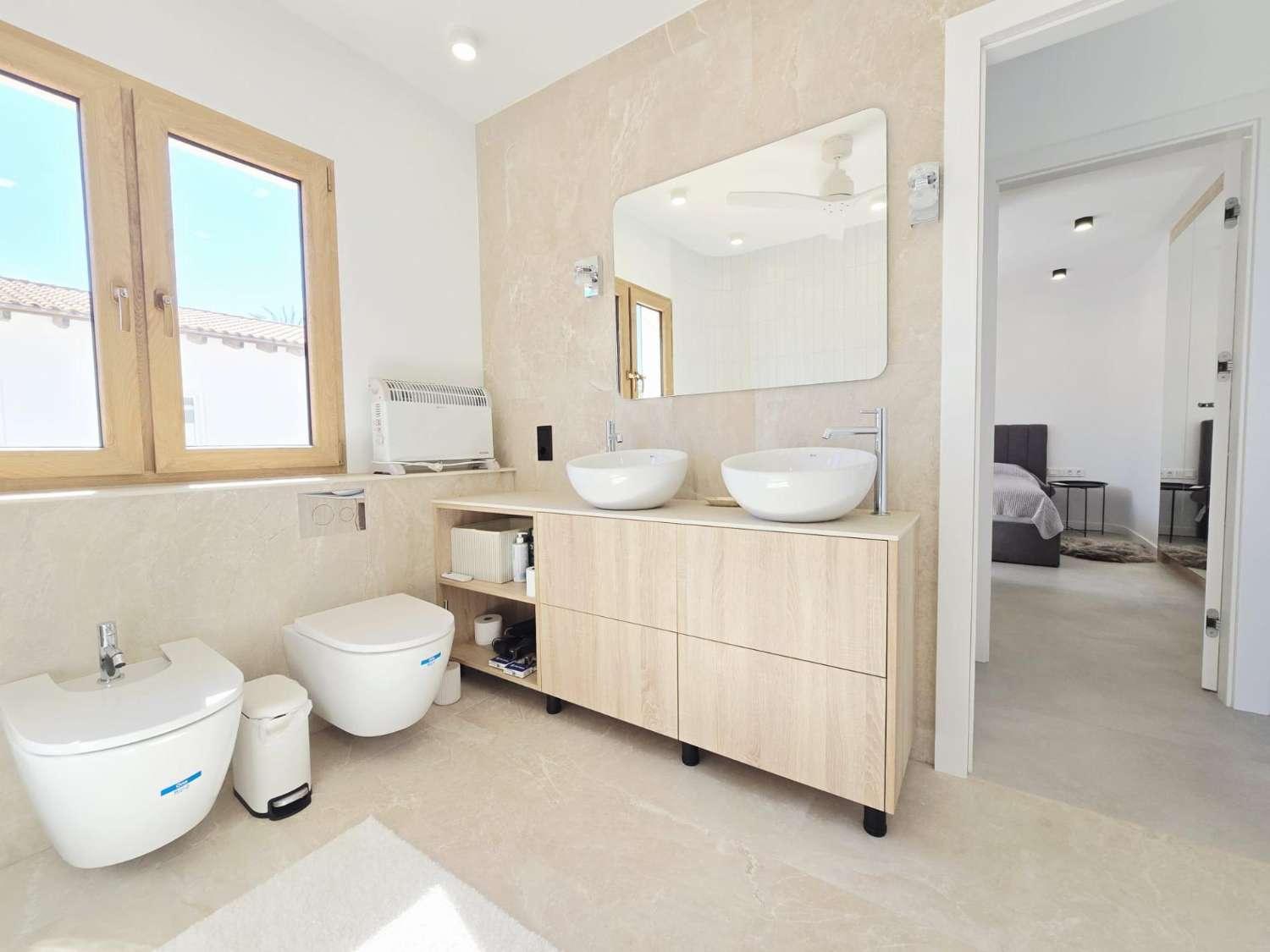 Villa en Venta en Orihuela