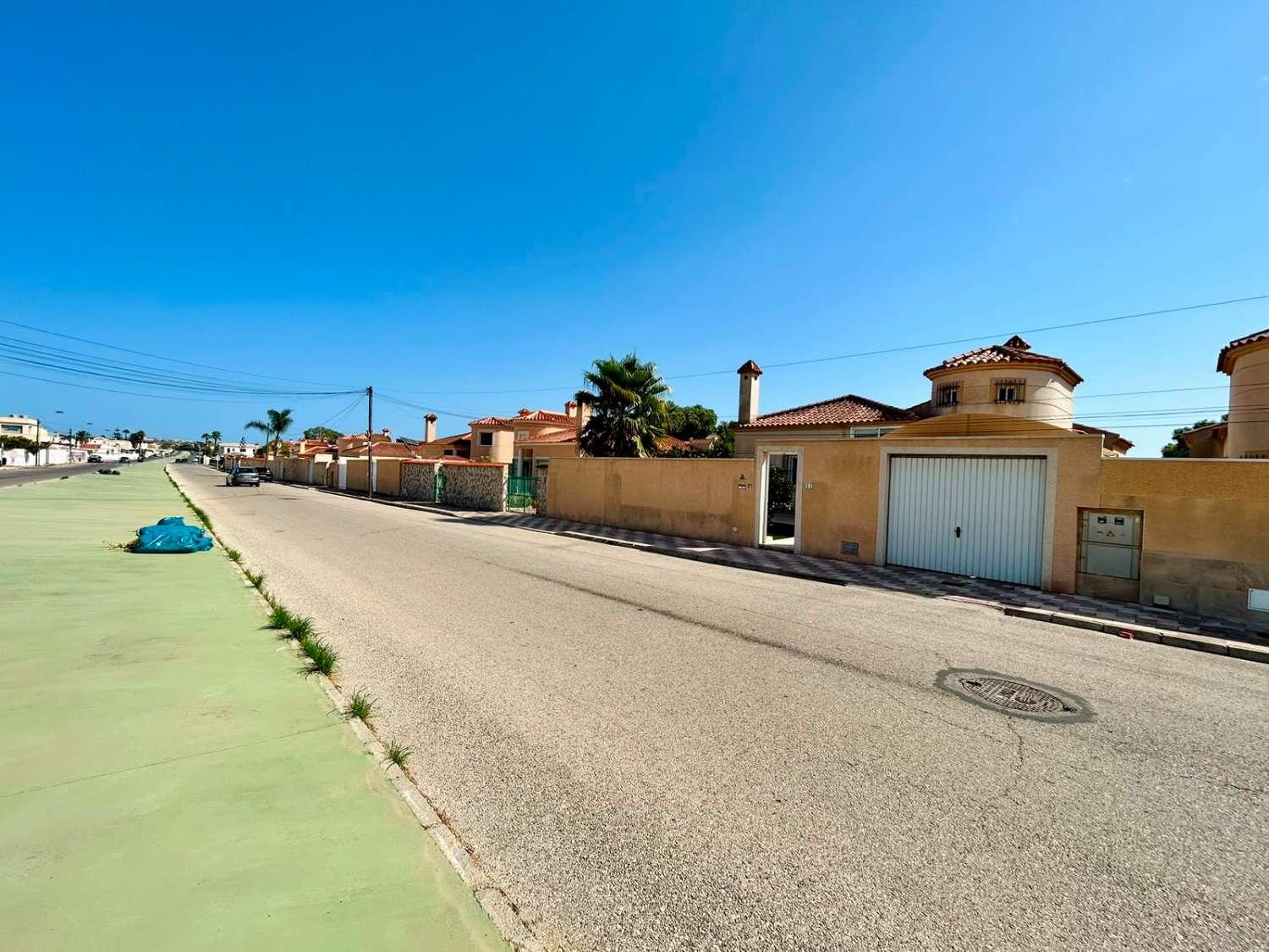 Villa en Venta en Torrevieja