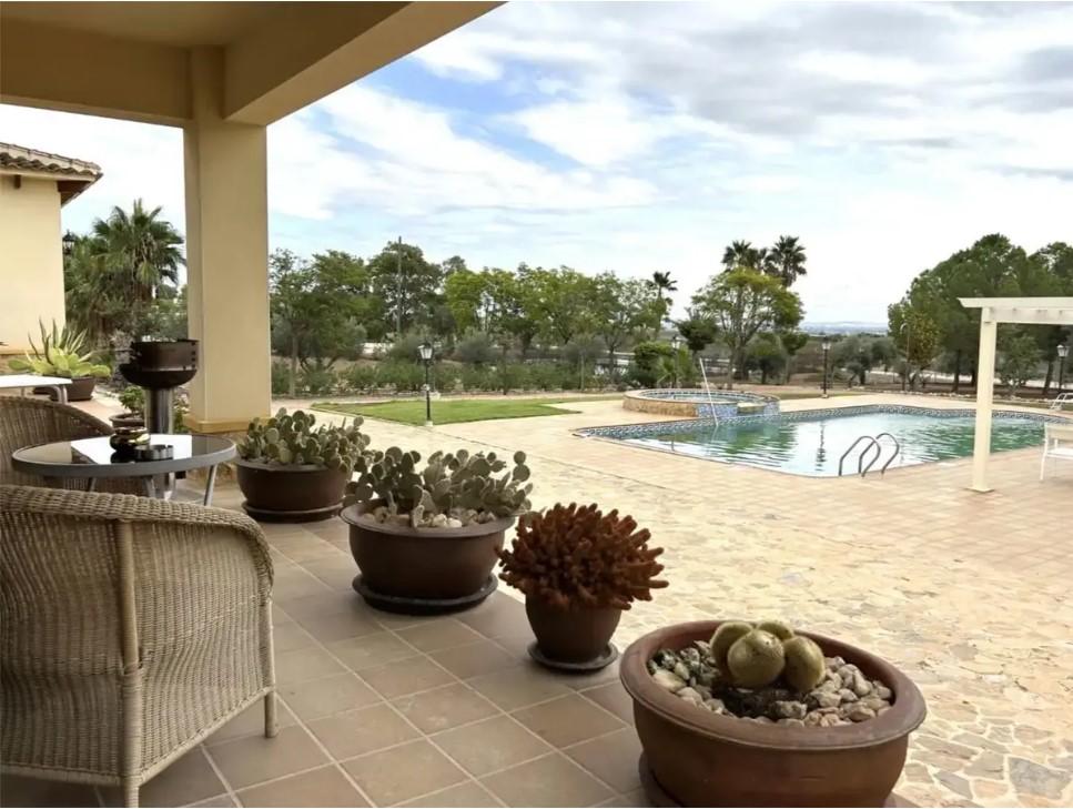Finca en Venta en Orihuela