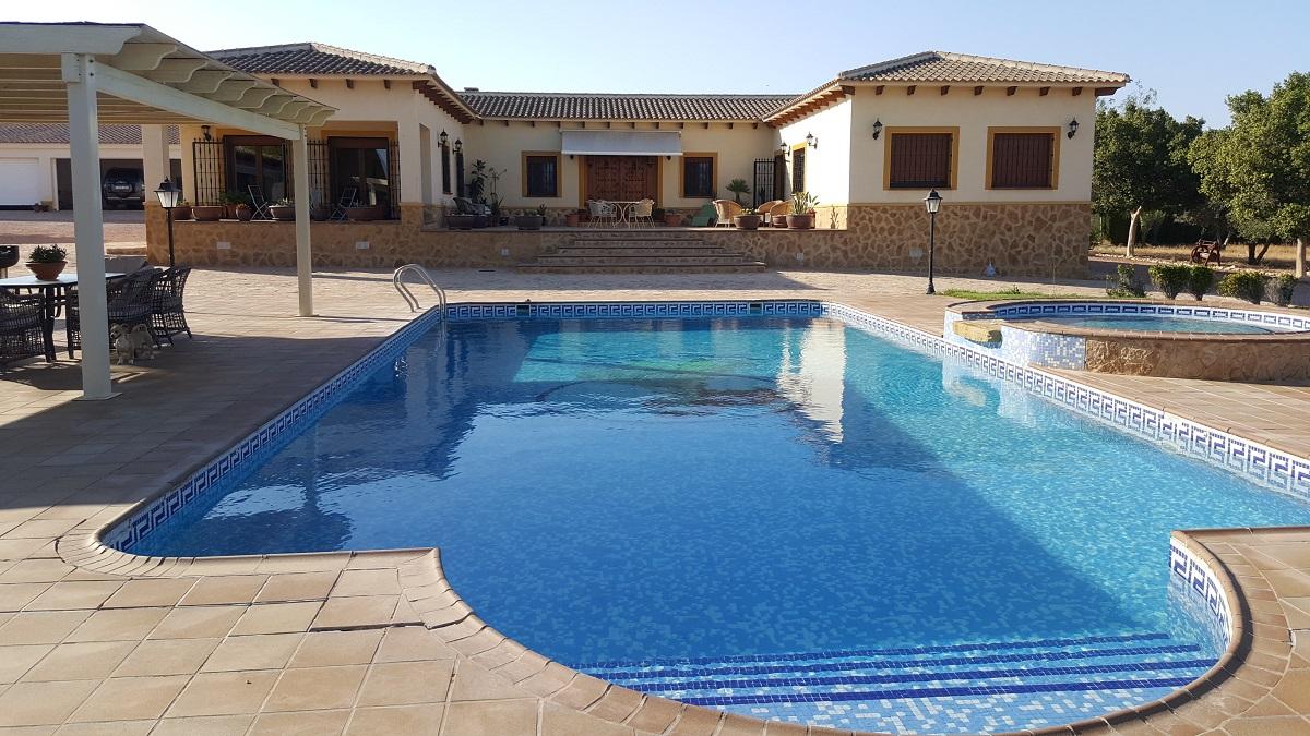 Finca en Venta en Orihuela