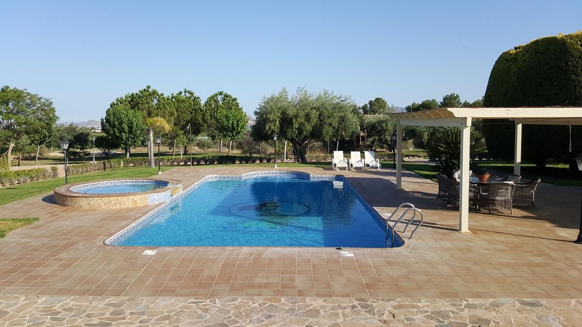 Finca en Venta en Orihuela