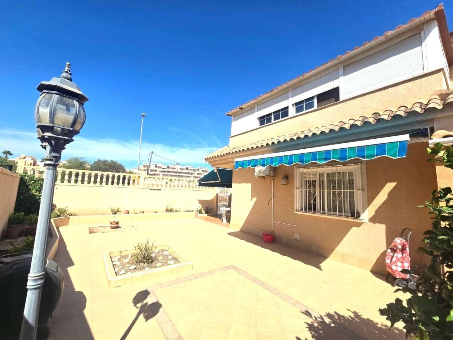 Chalet en Venta en Torrevieja