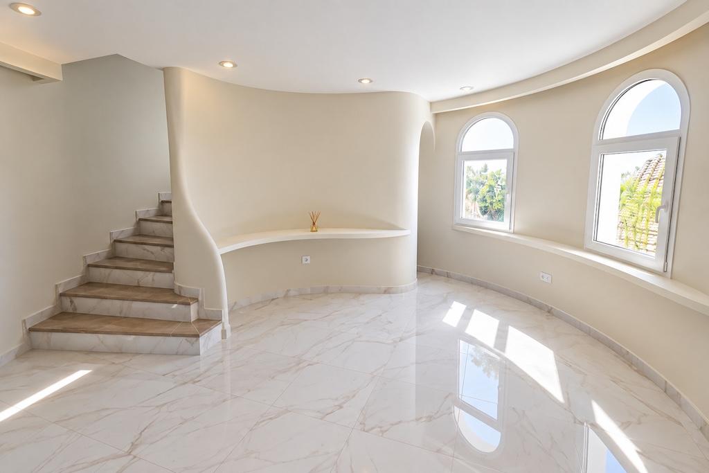 Chalet for Sale in Altea