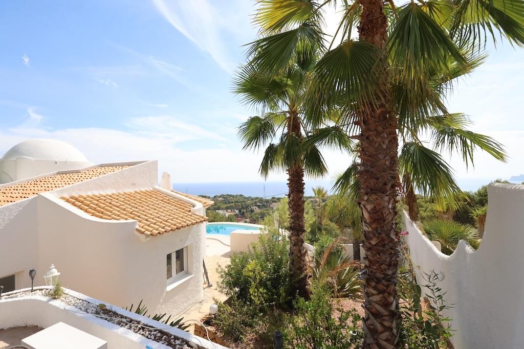Chalet for Sale in Altea