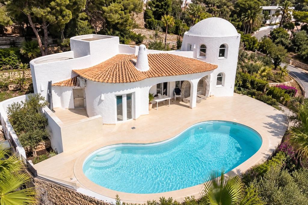 Chalet for Sale in Altea