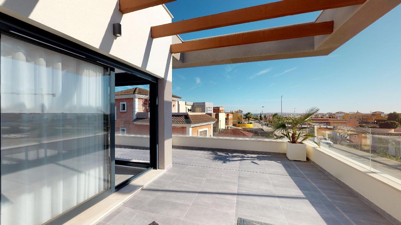 Villa for Sale in Los Montesinos