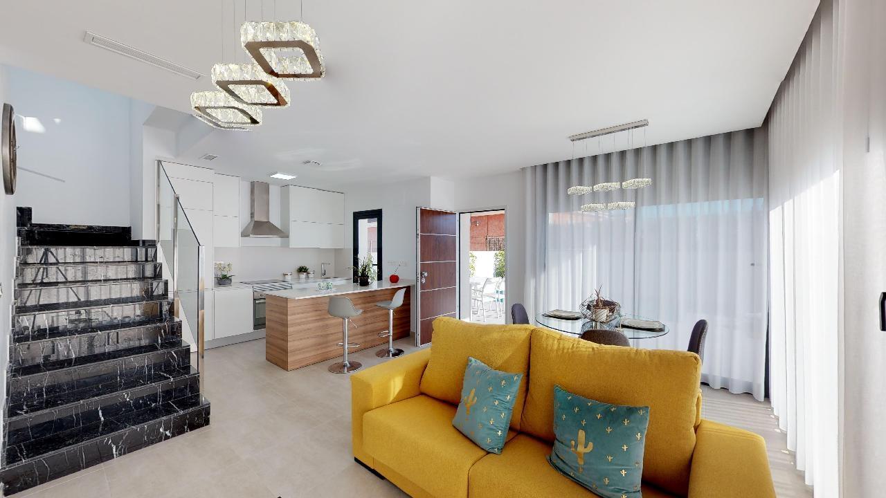 Villa for Sale in Los Montesinos