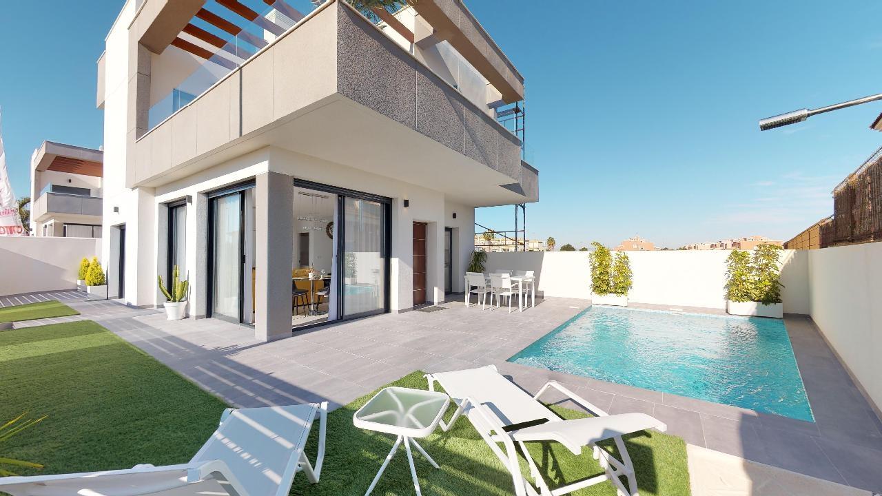 Villa for Sale in Los Montesinos