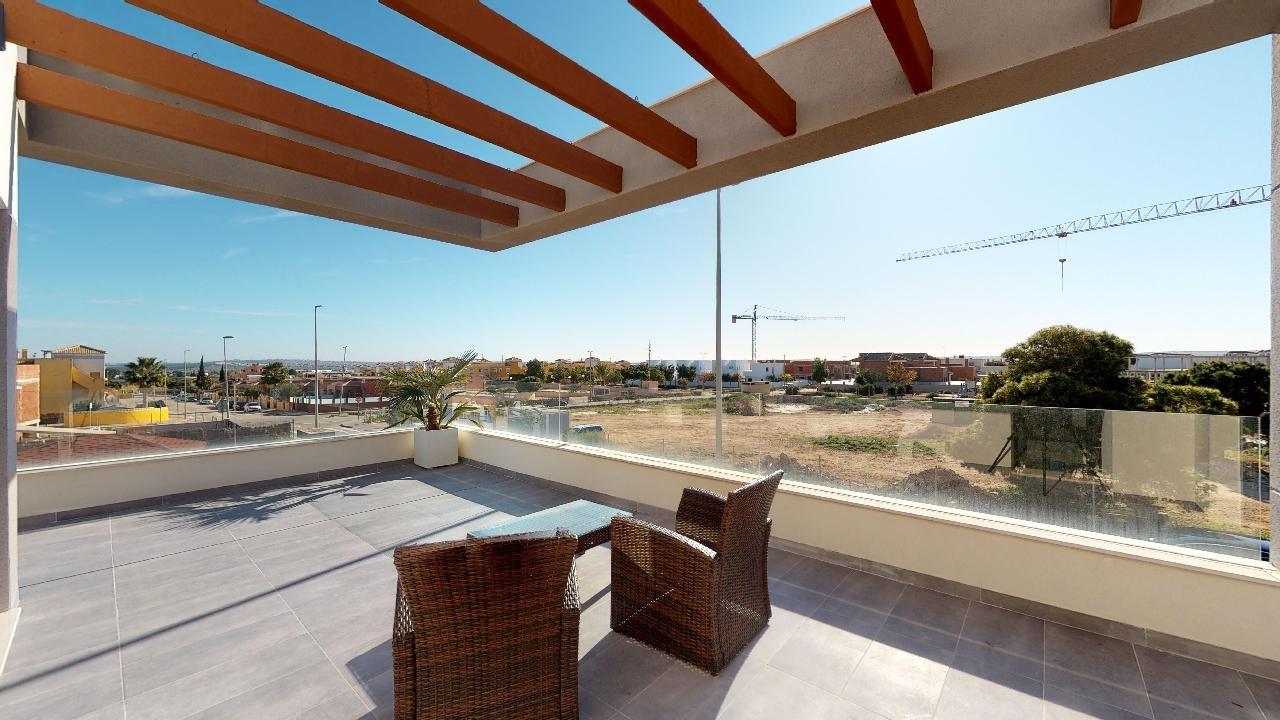 Villa for Sale in Los Montesinos