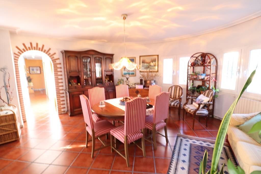 Chalet for Sale in Torrevieja