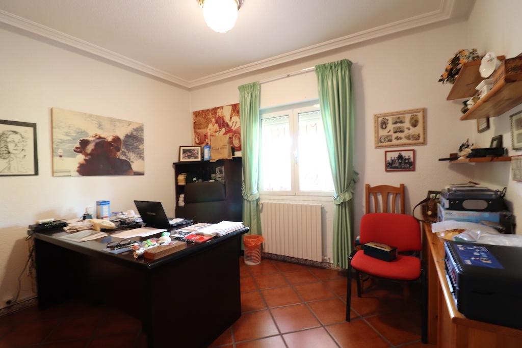 Chalet for Sale in Torrevieja