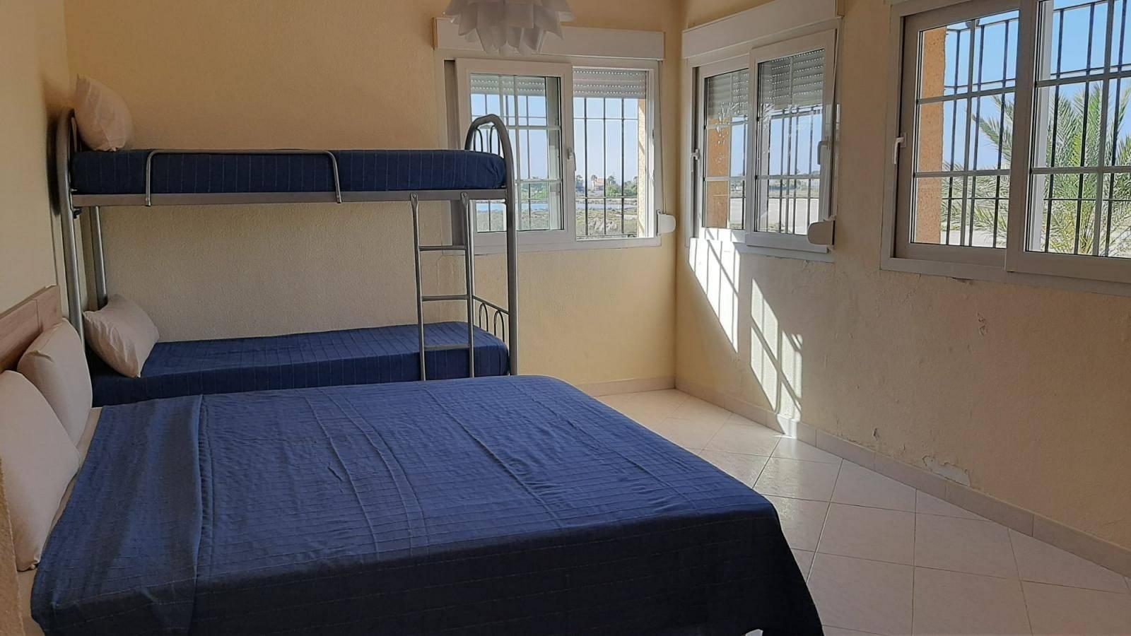 Chalet for Sale in Cartagena