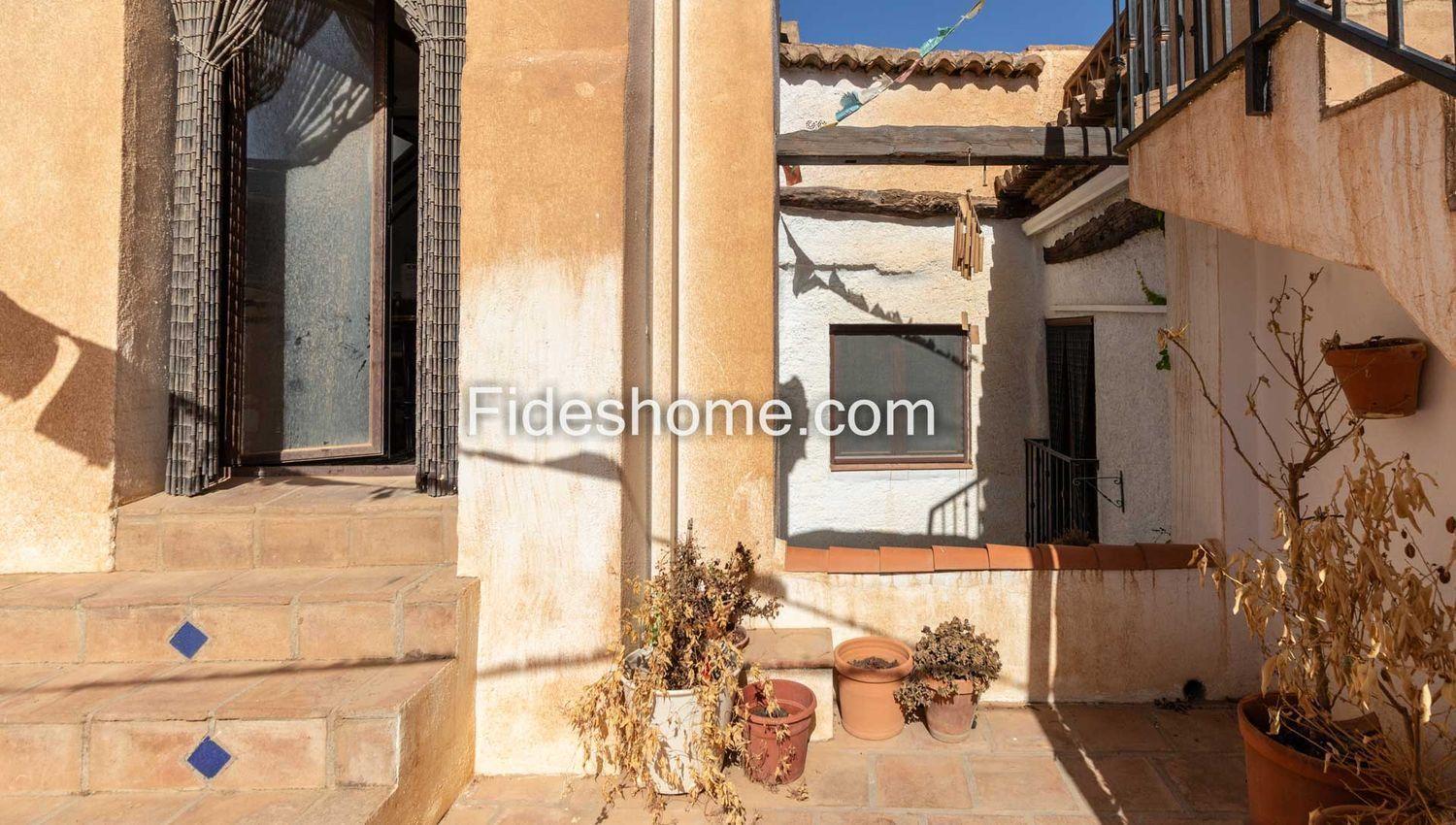 House for Sale in Lecrín