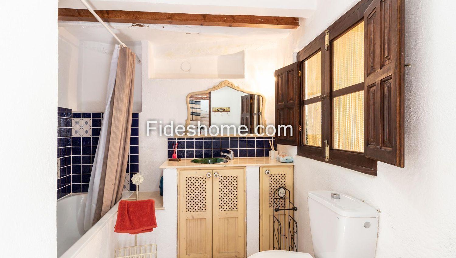 House for Sale in Lecrín